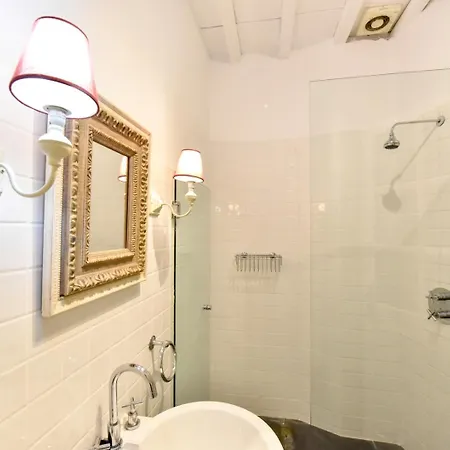 The Arenal Nook - Only Adults 0 * Sevilla